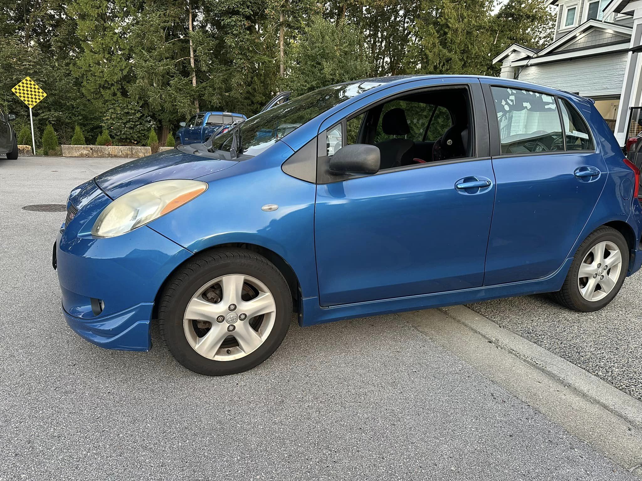 CAR AUDIO WITH BACKUP CAMERA – TOYOTA YARIS 2007